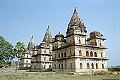 Orchha - Royal Chattris (cenotaphs) 